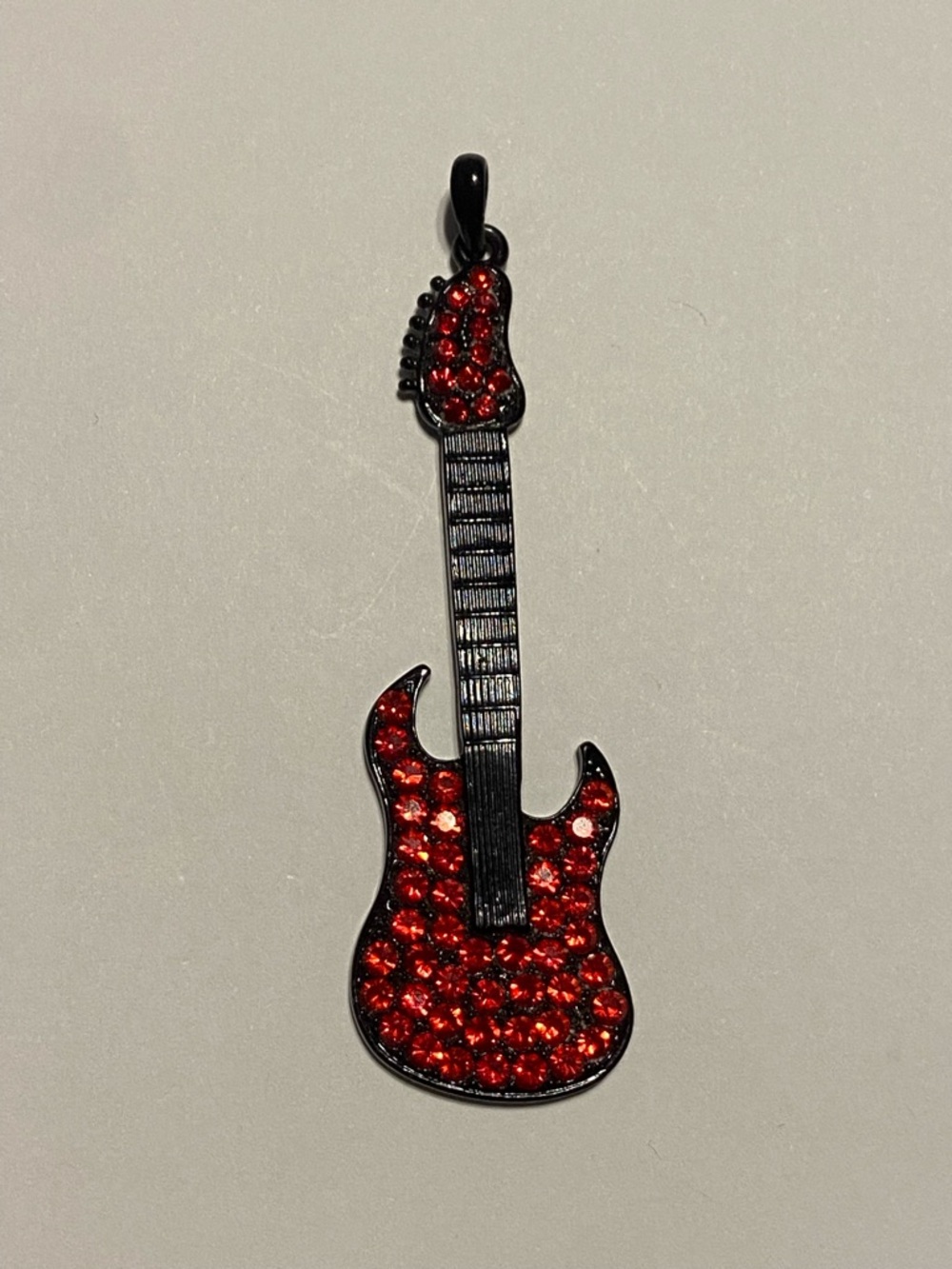 🏝️ Costume Red Rhinestone Guitar Pendant #9188